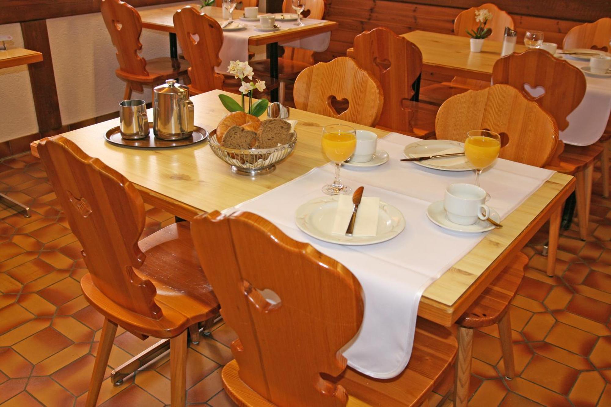 Hotel Glaernisch Hof 호르겐 외부 사진