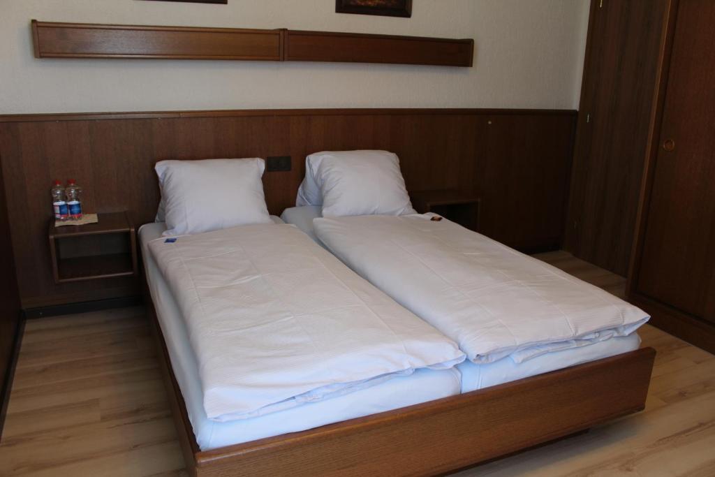 Hotel Glaernisch Hof 호르겐 객실 사진