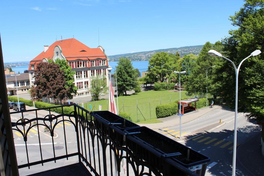 Hotel Glaernisch Hof 호르겐 객실 사진