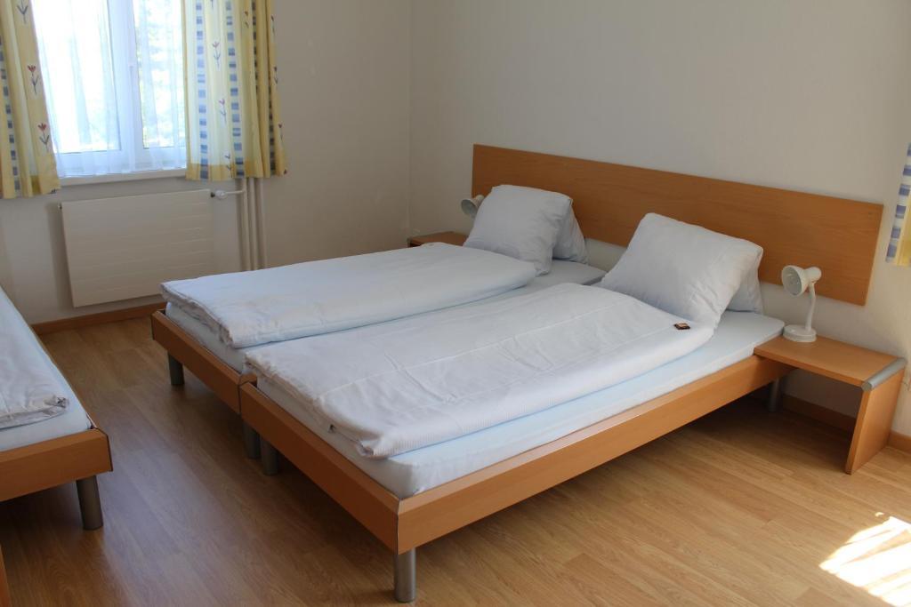 Hotel Glaernisch Hof 호르겐 객실 사진